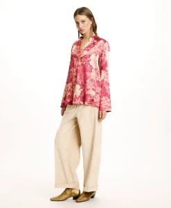 Best BLOUSE ATLANTA EN SATIN STRETCH IMPRIMÉ - FUCHSIA/CRÈME Femme Chemises Et Blouses
